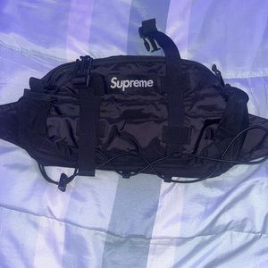 Supreme FW19 waist Bag